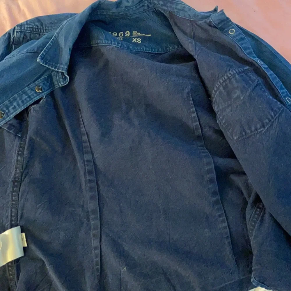 Gap Ombré Denim Button Down XS